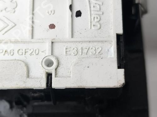Left front window switch OPEL CORSA F (P2JO) 1.2 (68) | BP38422782I27 - Image 9