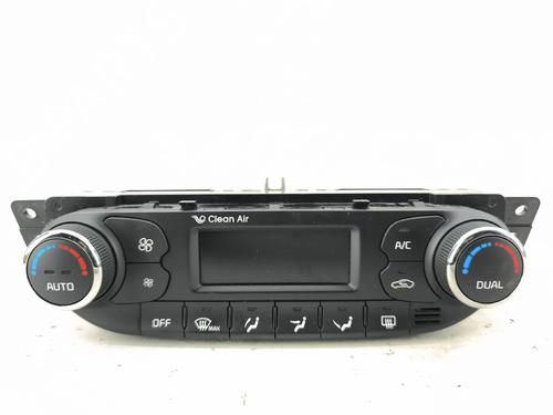 Used Climate control Climate control KIA CEE'D Sportswagon (JD) 1.6 GDI (135 hp) 38540765 38540765