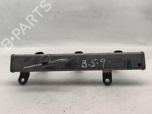 Used Injection rail Injection rail DACIA JOGGER (RK_) 1.0 TCe 90 ECO-G (RKMT) (91 hp) 38518468 38518468