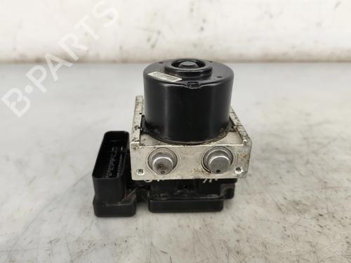 Used ABS pump ABS pump TOYOTA YARIS (_P9_) 1.4 D-4D (NLP90_, NLP90R) (90 hp) 38561120 38561120