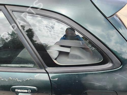 Panel rude bagtil venstre Panel rude bagtil venstre 38569400 38569400