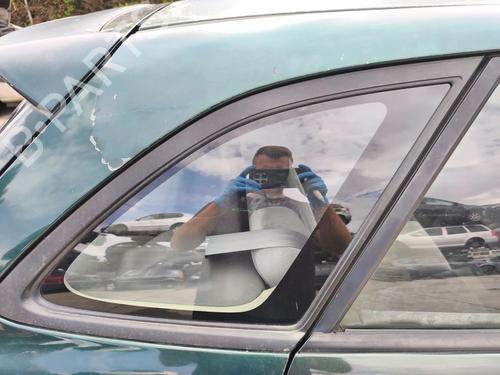 rear-right-quarter-glass-mazda-323-f-vi-hatchback-bj-1998-1999-2000-2001-2002-2003-2004-38569399 main image