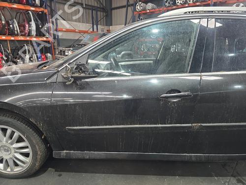 Used Left front door Left front door 38593058 38593058