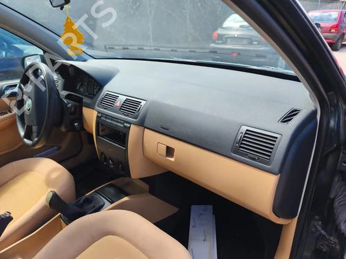 dashboard-skoda-fabia-i-6y2-1999-2000-2001-2002-2003-2004-2005-2006-2007-2008-38632379 main image