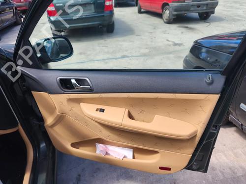 Used Front right panel Front right panel 38632378 38632378