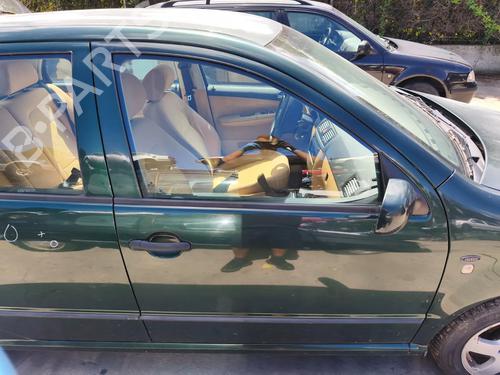 right-front-door-skoda-fabia-i-6y2-1999-2000-2001-2002-2003-2004-2005-2006-2007-2008-38632376 main image