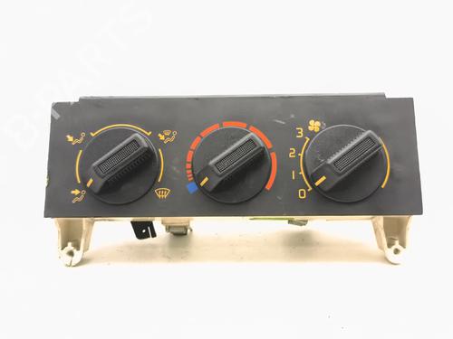 Used Climate control Climate control 38649345 38649345