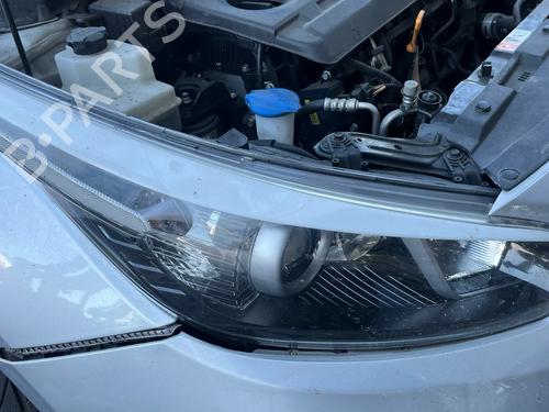 right-headlight-kia-ceed-sportswagon-jd-2012-2013-2014-2015-2016-2017-2018-38701223 main image