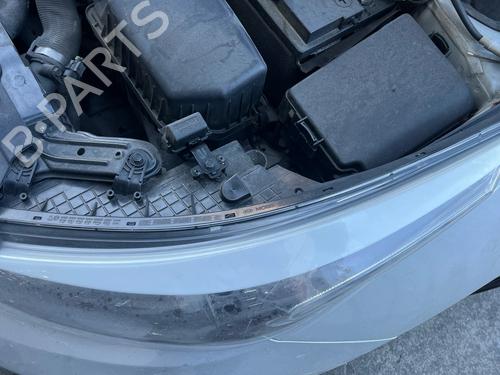 Left headlight KIA CEE'D Sportswagon (JD) 1.6 CRDi 136 | BP38701232C28 - Image 2
