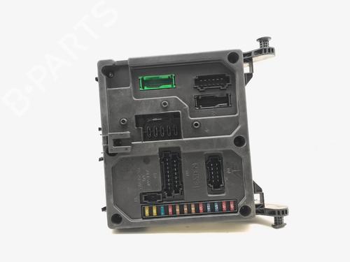 Used Fuse box Fuse box VW SHARAN (7M8, 7M9, 7M6) 1.9 TDI (115 hp) 38646585 38646585