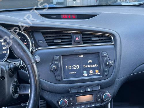 Dashboard KIA CEE'D Sportswagon (JD) 1.6 CRDi 136 | BP38701242C46 - Image 2