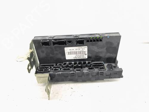 Used Fuse box Fuse box MERCEDES-BENZ C-CLASS T-Model (S203) C 220 CDI (203.206, 203.208) (143 hp) 38709526 38709526