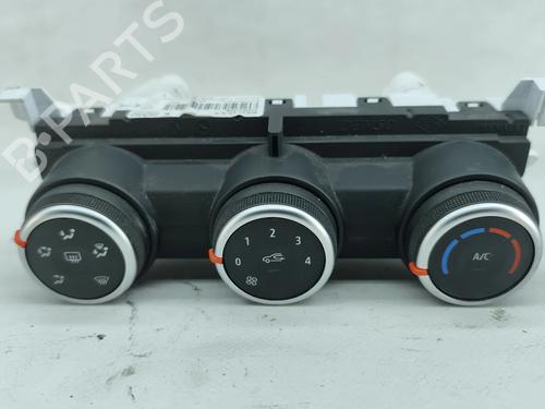 Used Climate control Climate control RENAULT CLIO V (B7_) 1.0 TCe 90 (B7MT) (91 hp) 38709588 38709588