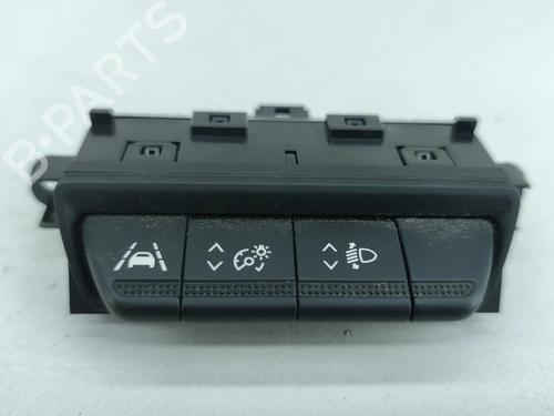 Used Switch Switch RENAULT CLIO V (B7_) 1.0 TCe 90 (B7MT) (91 hp) 38709620 38709620