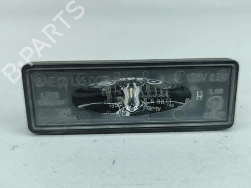Skiltlys Skiltlys RENAULT CLIO V (B7_) 1.0 TCe 90 (B7MT) (91 hp) 38709632 38709632