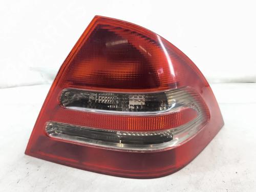 right-taillight-mercedes-benz-c-class-w203-2000-2001-2002-2003-2004-2005-2006-2007-38733658 main image