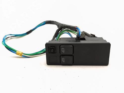 Used Left front window switch Left front window switch VOLVO 850 Estate (855) 2.0 (143 hp) 38758854 38758854
