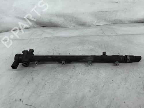 injection-rail-mercedes-benz-c-class-t-model-s203-2001-2002-2003-2004-2005-2006-2007-38709466 main image