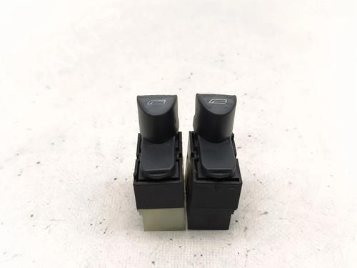 Used Left front window switch Left front window switch FIAT MAREA Weekend (185_) 1.9 JTD 110 (185BXT1A) (110 hp) 38796928 38796928