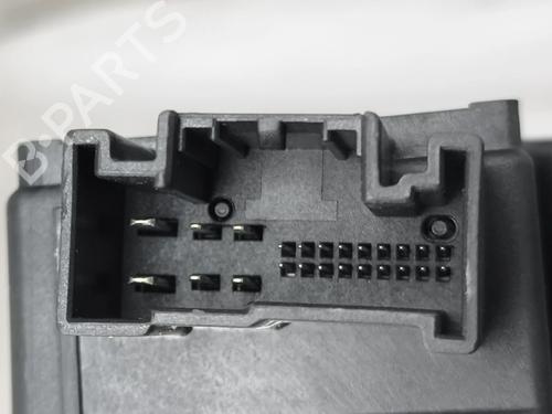 Right front window motor VW POLO VI (AW1, BZ1, AE1) 1.0 TSI | BP38514236E20 - Image 7
