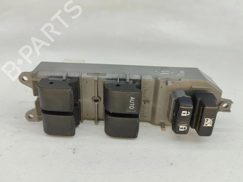 Used Left front window switch Left front window switch TOYOTA YARIS (_P13_) 1.5 Hybrid (NHP130_) (101 hp) 38774494 38774494