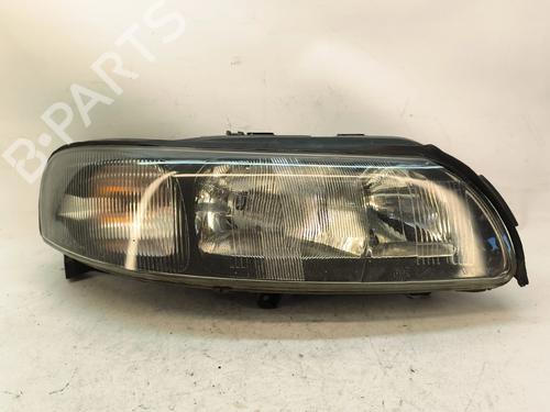 right-headlight-volvo-v70-ii-285-1999-2000-2001-2002-2003-2004-2005-2006-2007-2008-38913280 main image