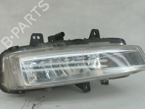 right-front-fog-light-land-rover-discovery-sport-l550-2014-38986350 main image