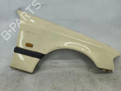 Used Right front fenders Right front fenders MERCEDES-BENZ C-CLASS (W202) C 200 D (202.120) (75 hp) 39049120 39049120