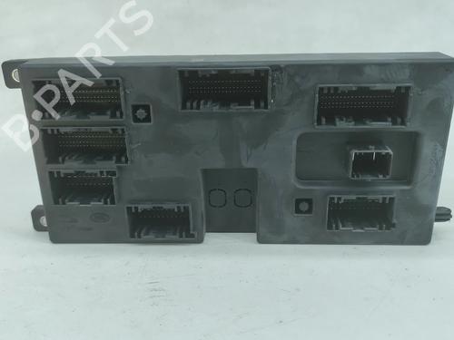 Used Fuse box Fuse box JAGUAR XF II (X260) 2.0 D AWD (180 hp) 39049919 39049919