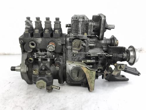 Used Injection pump Injection pump TOYOTA DYNA 200 Platform/Chassis 4.1 Di (BU102, BU112, BU122, BU132, BU142, BU162, BU172,... (125 hp) 39139962 39139962