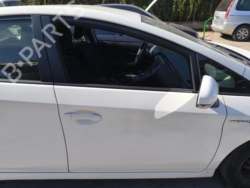 Used Right front door Right front door 39200959 39200959