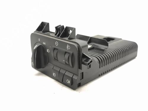 Headlight switch BMW 3 Coupe (E46) 323 Ci | BP39201067I24 - Image 3