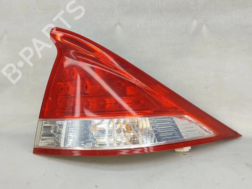 Used Right taillight Right taillight 39226800 39226800
