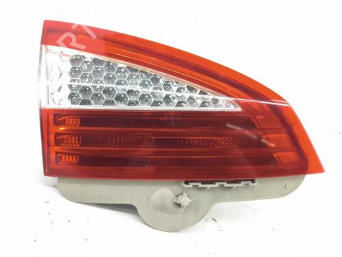left-tailgate-light-ford-mondeo-iv-turnier-ba7-2007-2008-2009-2010-2011-2012-2013-2014-2015-39382733 main image