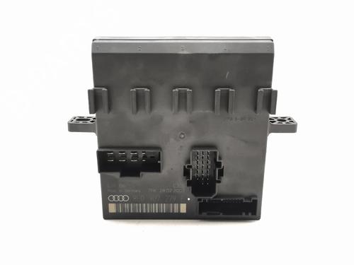 electronic-module-audi-a4-b6-avant-8e5-2000-2001-2002-2003-2004-2005-39475006 main image