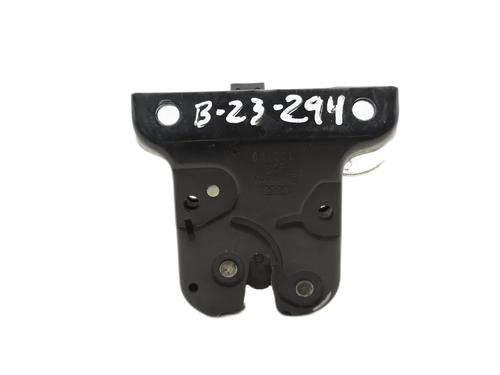 tailgate-lock-audi-a4-b6-avant-8e5-2000-2001-2002-2003-2004-2005-39474986 main image