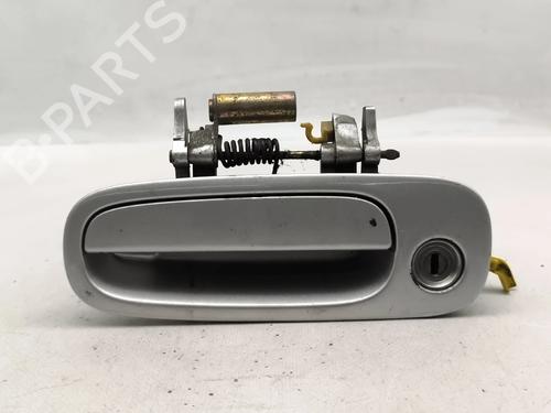 venstre-fortil-udvendigt-handtag-toyota-corolla-compact-_e11_-1997-1998-1999-2000-2001-2002-39512490 main image