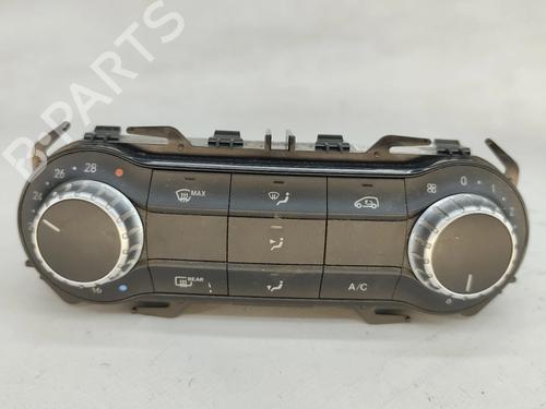 Used Climate control Climate control MERCEDES-BENZ A-CLASS (W176) A 200 CDI / d (176.008) (136 hp) 39515938 39515938
