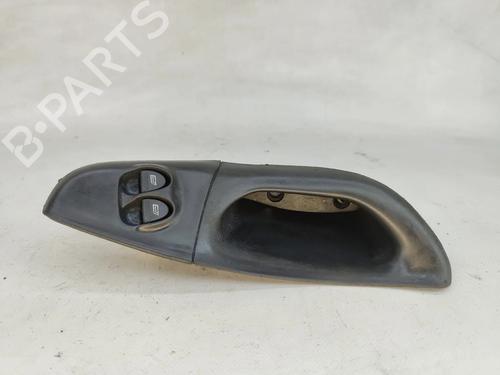 Venstre fortil elrude kontakt Venstre fortil elrude kontakt FIAT BRAVA (182_) 1.2 16V 80 (82 hp) 39516094 39516094
