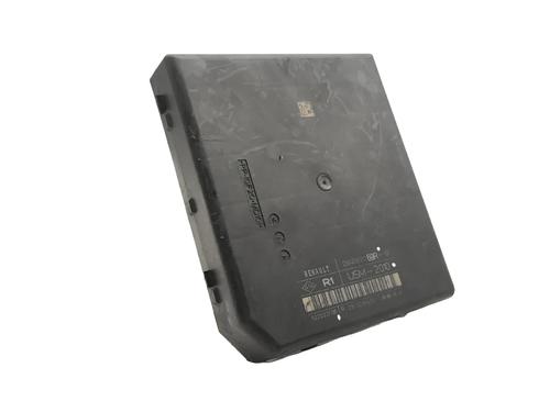 Fuse box RENAULT MEGANE III Hatchback (BZ0/1_, B3_) 1.5 dCi (BZ09, BZ0D, BZ1W, BZ29, BZ14) | BP39589837E1 - Image 2