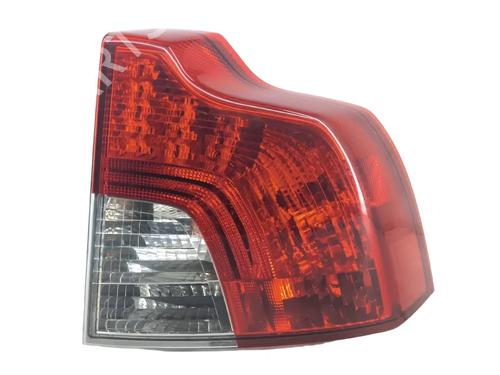 right-taillight-volvo-s40-ii-544-2003-2004-2005-2006-2007-2008-2009-2010-2011-2012-39475009 main image