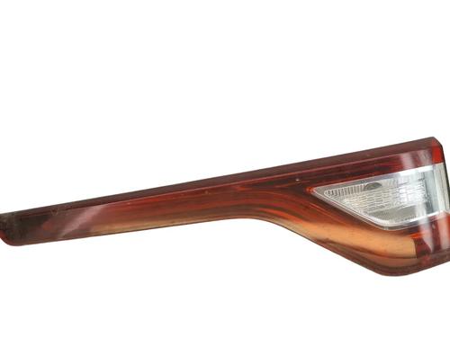 right-tailgate-light-renault-megane-iv-grandtour-k9amn_-2016-39622814 main image