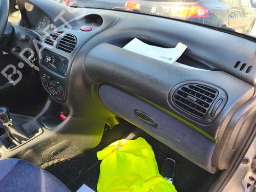 Instrumentbræt Instrumentbræt PEUGEOT 206 Hatchback (2A/C) 1.1 i (60 hp) 39696271 39696271
