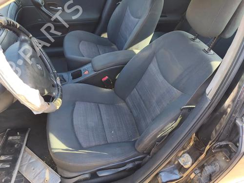 Sæde sæt Sæde sæt RENAULT LAGUNA II (BG0/1_) 1.9 dCi (BG1A, BG1V) (130 hp) 39696296 39696296