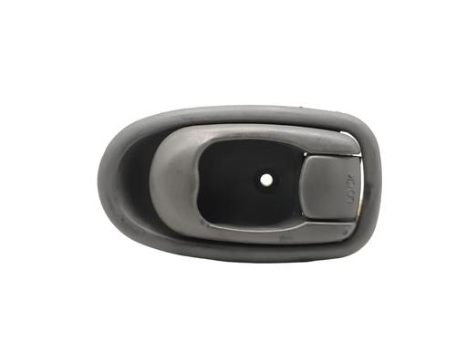 Used Front right interior door handle Front right interior door handle HYUNDAI LANTRA II Estate (J-2) 1.9 D (68 hp) 39715128 39715128