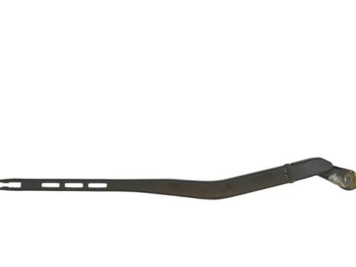 front-windshield-wiper-arm-audi-a4-b6-8e2-2000-2001-2002-2003-2004-2005-39723952 main image
