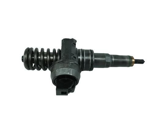 injector-audi-a4-b6-8e2-2000-2001-2002-2003-2004-2005-39723958 main image