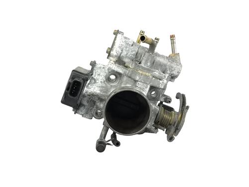 Used Throttle body Throttle body TOYOTA COROLLA Compact (_E10_) 1.3 XLI 16V (EE101) (88 hp) 39752997 39752997