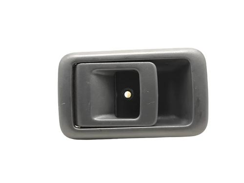 Used Front left interior door handle Front left interior door handle TOYOTA STARLET (_P9_) 1.3 (EP91_, EP91R) (75 hp) 39886971 39886971