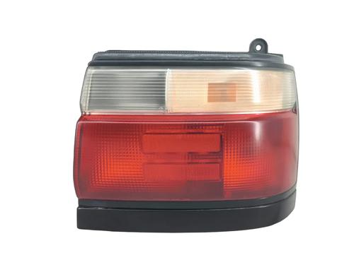 Used Right taillight Right taillight TOYOTA COROLLA Compact (_E10_) 1.3 XLI 16V (EE101) (88 hp) 39752994 39752994